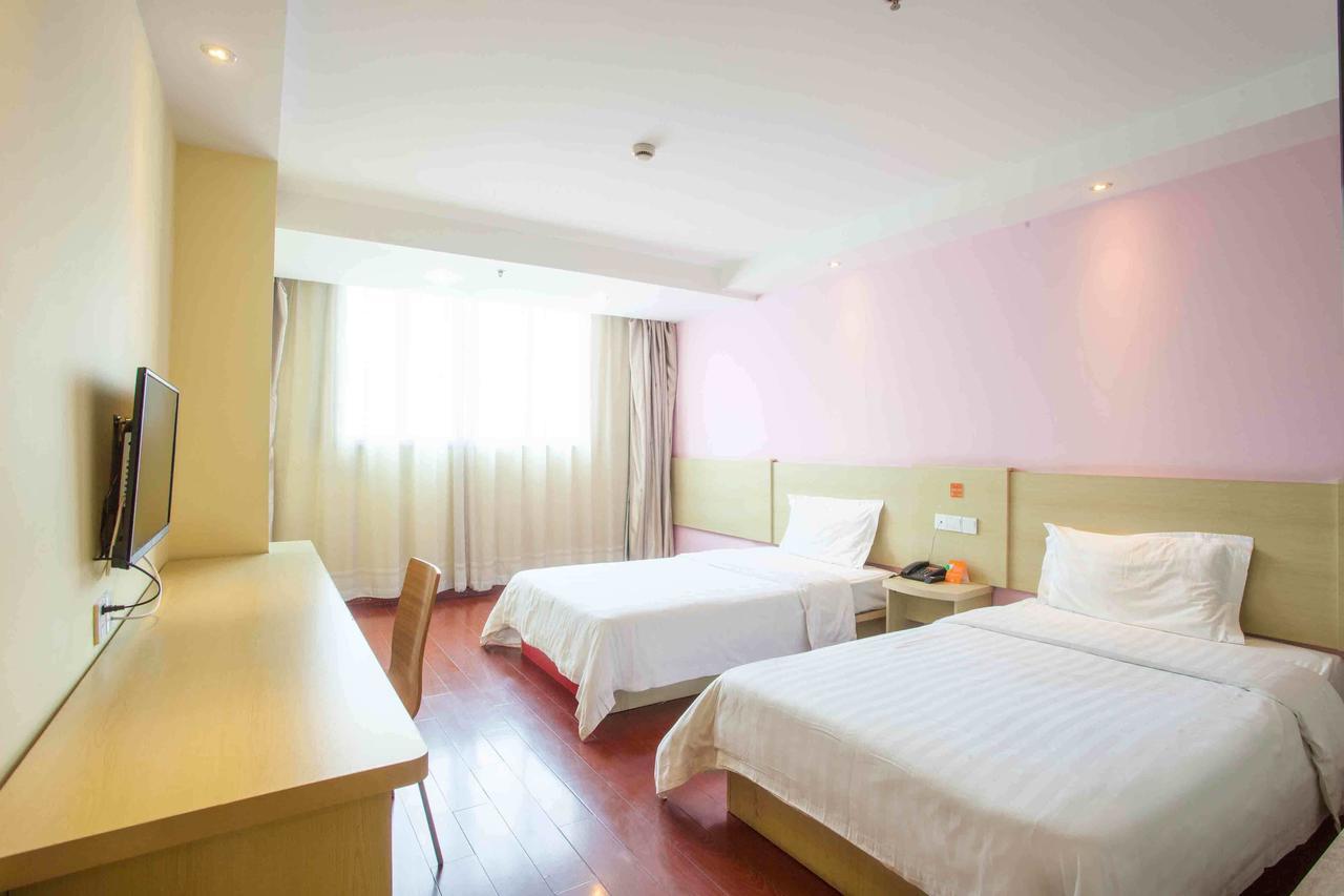 7Days Inn Wuhan Zhuankou Development Zone Jianghan University Δωμάτιο φωτογραφία